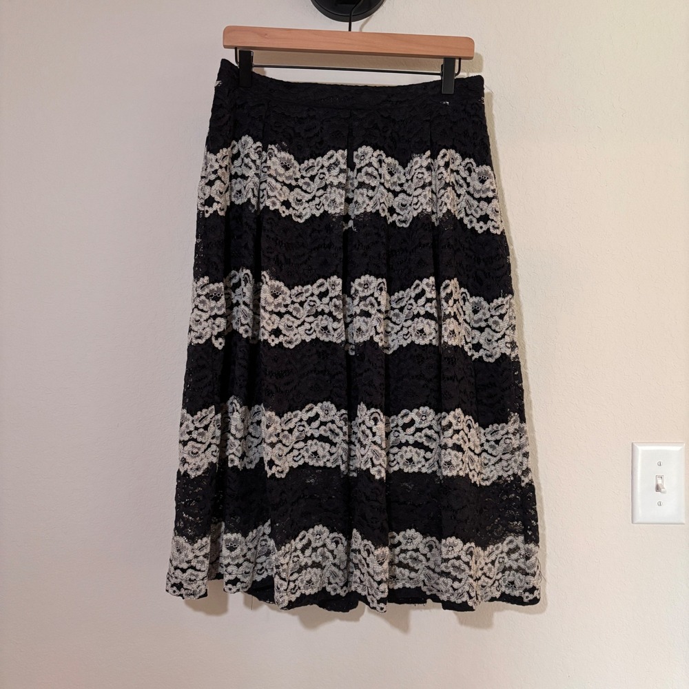 Who What Wear Skirt 10 Floral Lace A-Line Black White Romantic Chic Midi